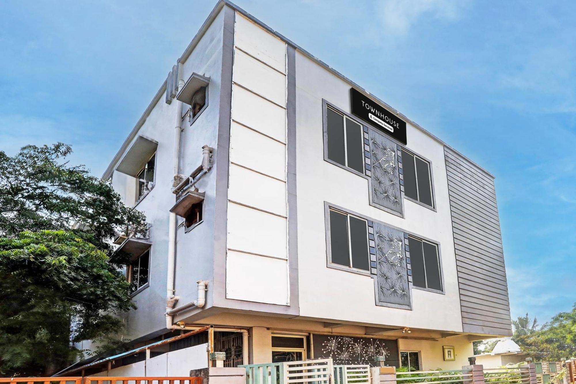 Super Townhouse Chandrasekharpur Bhubaneswar Exterior photo